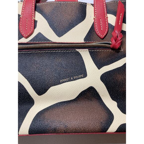 Dooney & Bourke Brielle Pebbled Leather Satchel Giraffe Pattern Crossbody Strap - Picture 8 of 8